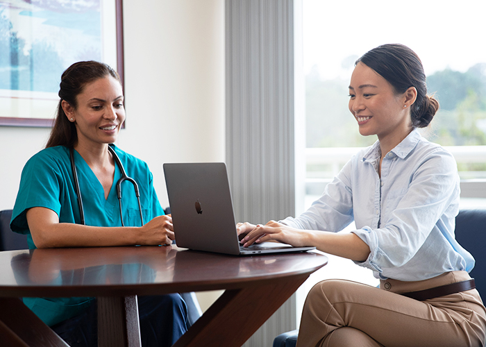Recruiter speaking with an international nurse Recruiter speaking with an international nurse